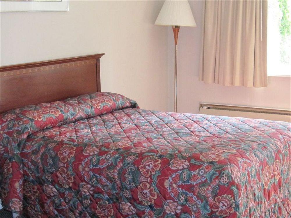 Budget Motor Inn- Mahopac Ngoại thất bức ảnh